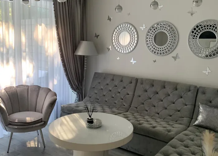 Butterfly بيت للعطل *